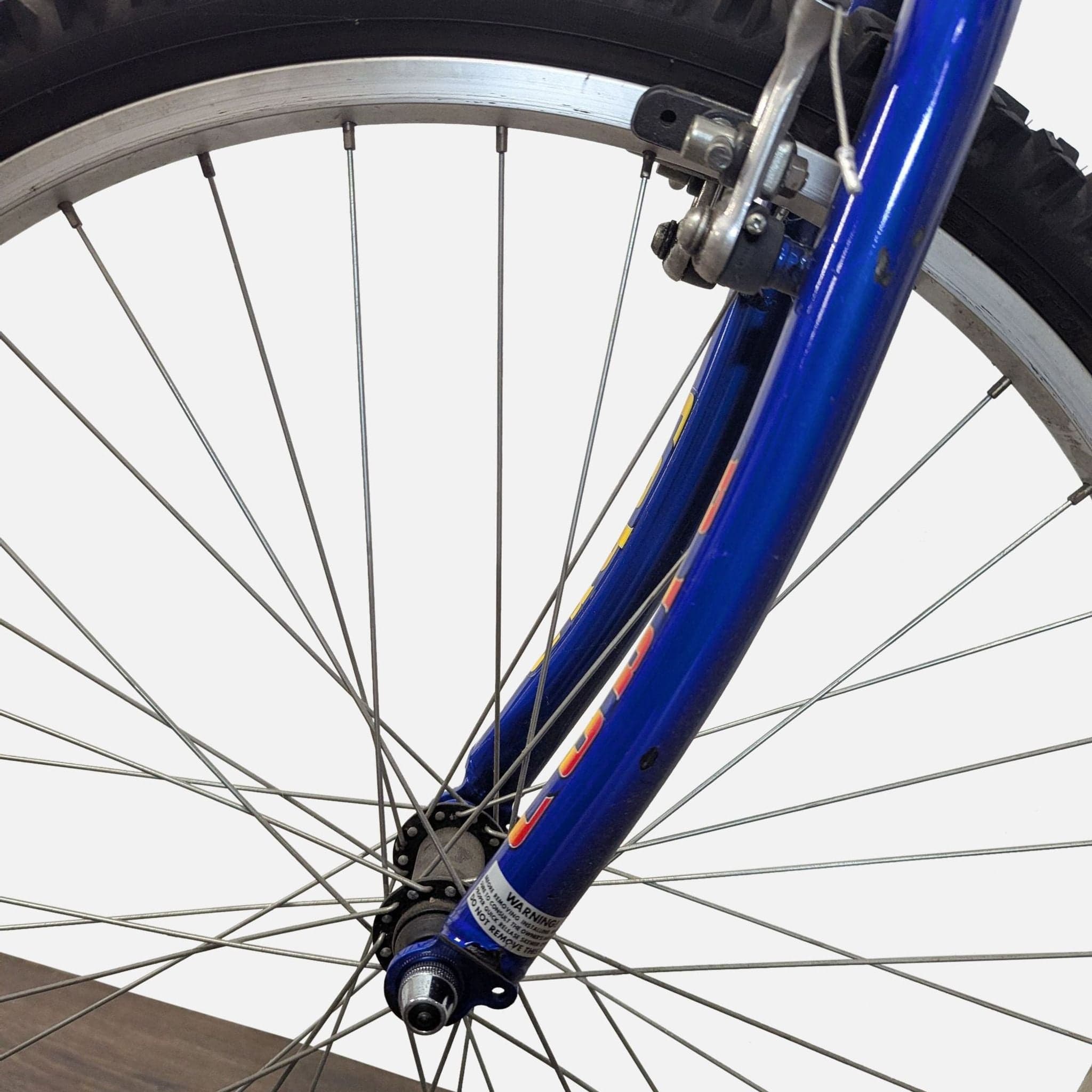 Blue Cobra Mountain Bike - Durable Outdoor Bicycle with 18-Speed Gears - Thumbnail 7
