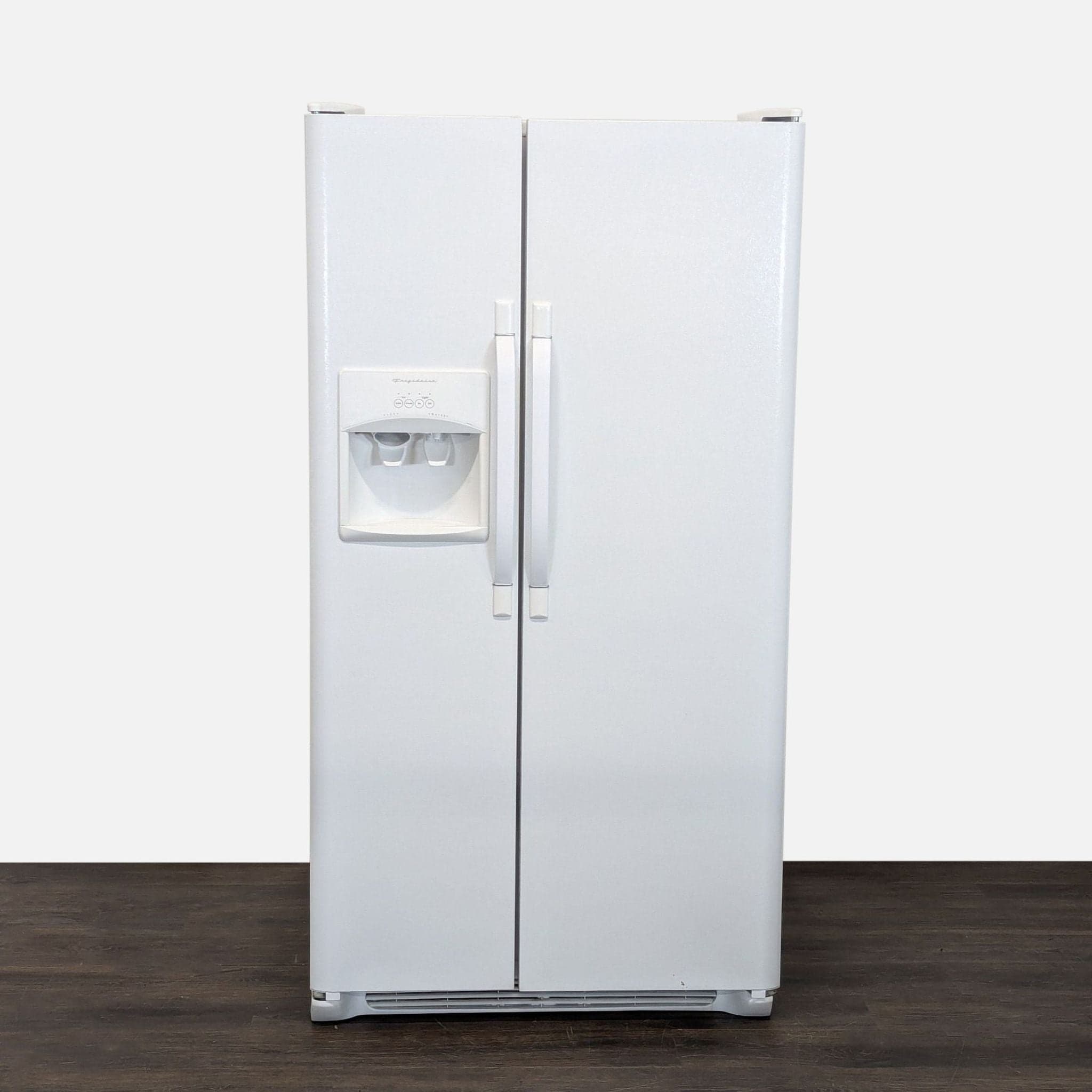 Frigidaire FRS6LE4FW0 Side-by-Side Refrigerator with Ice and Water Dispenser - White - Thumbnail 8