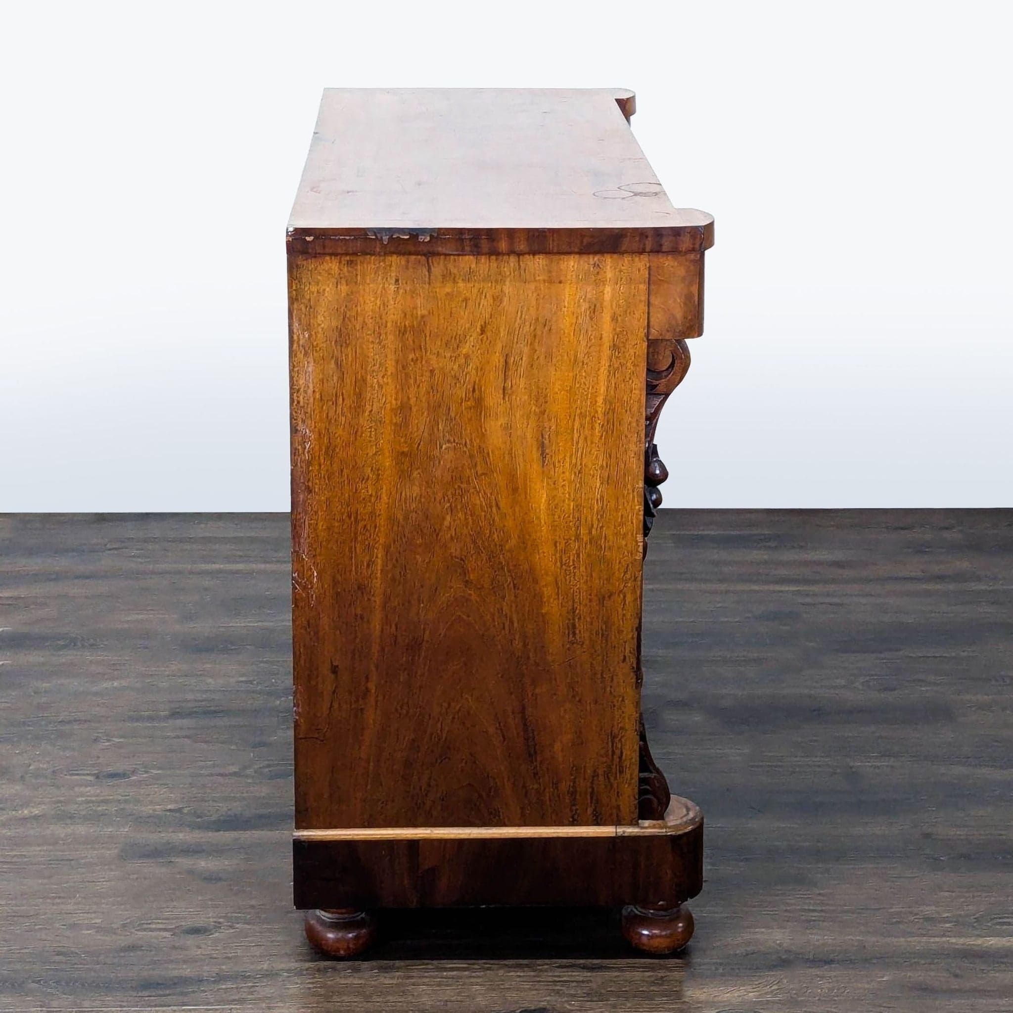 Antique American Empire Flame Mahogany Dresser with Skeleton Keys - Thumbnail 4