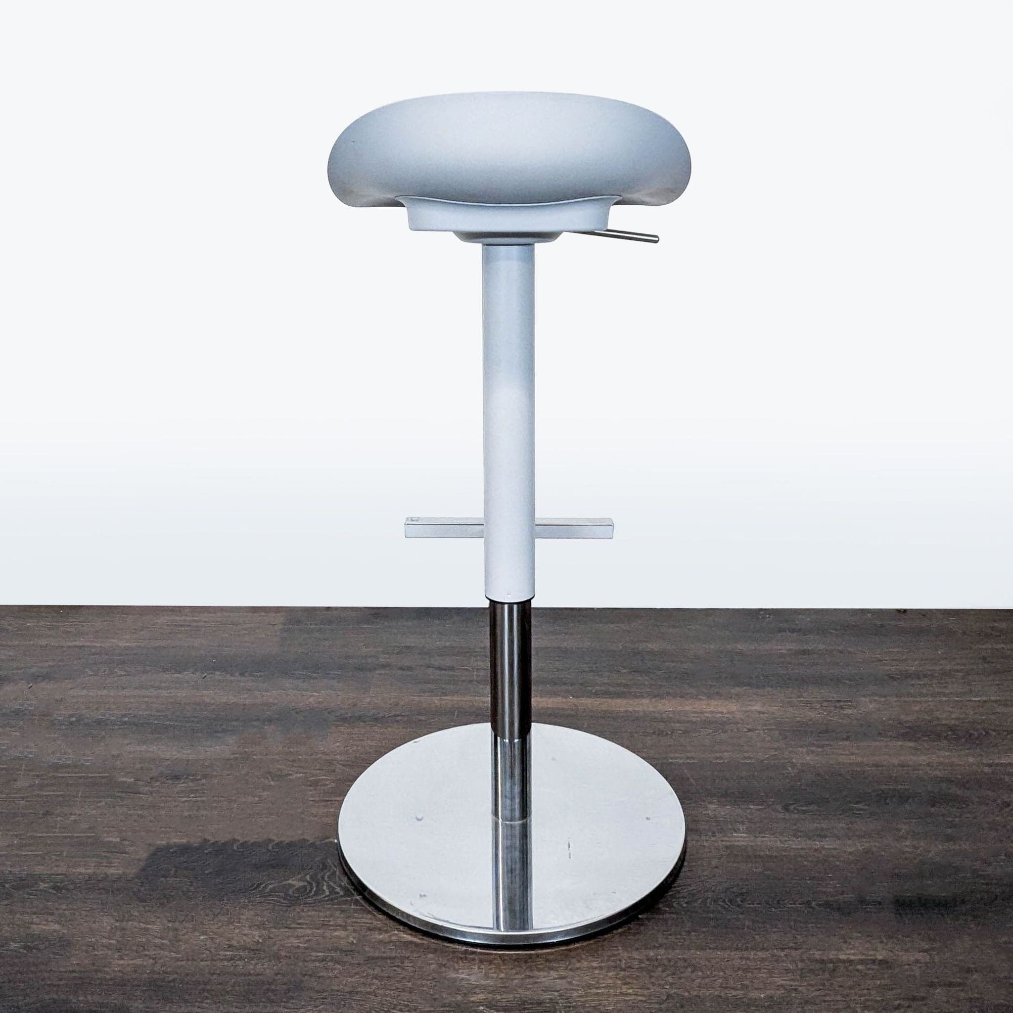 Ikea Janinge Bar Stool - Thumbnail 3