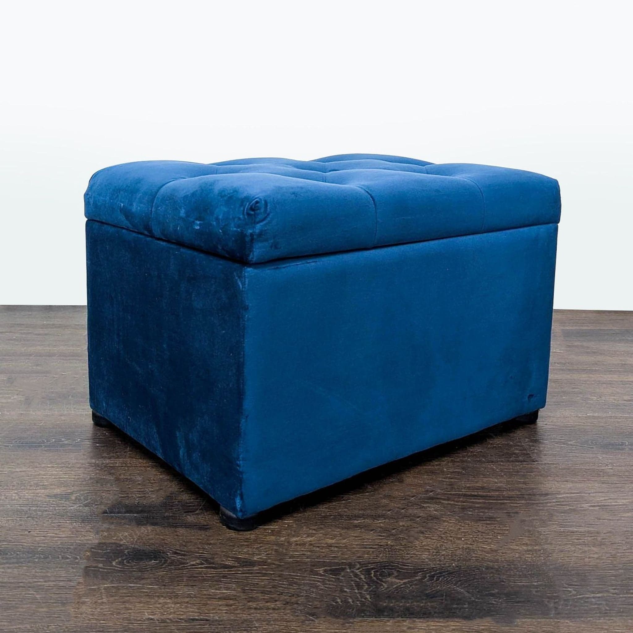 Velvet Button Tufted Storage Ottoman - Thumbnail 3