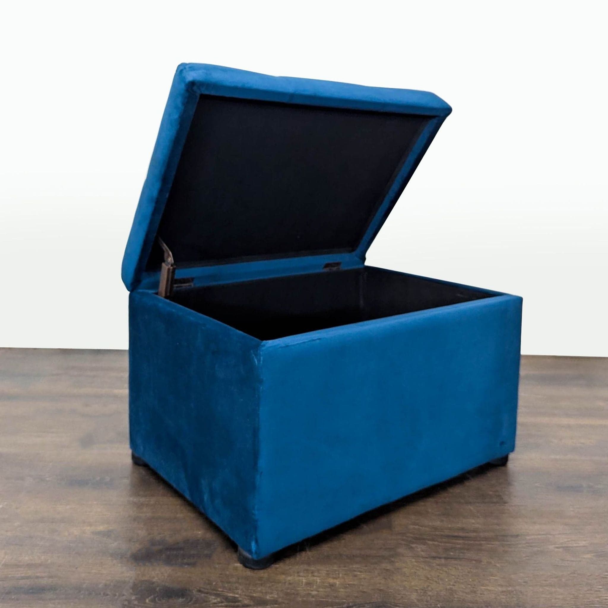 Velvet Button Tufted Storage Ottoman - Thumbnail 2