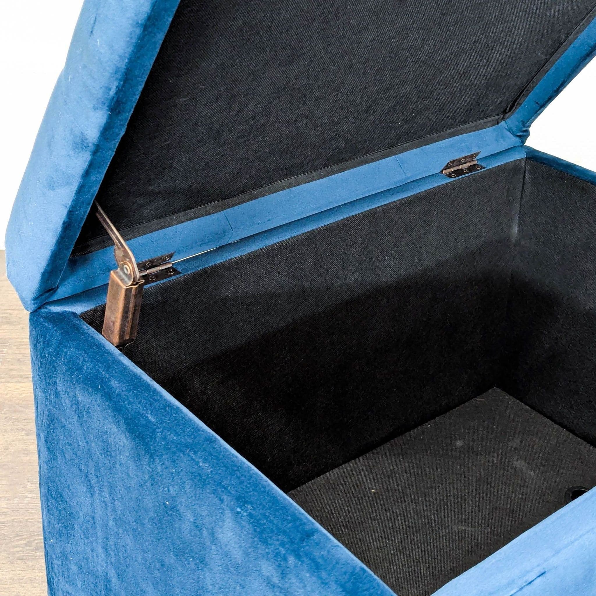 Velvet Button Tufted Storage Ottoman - Thumbnail 7