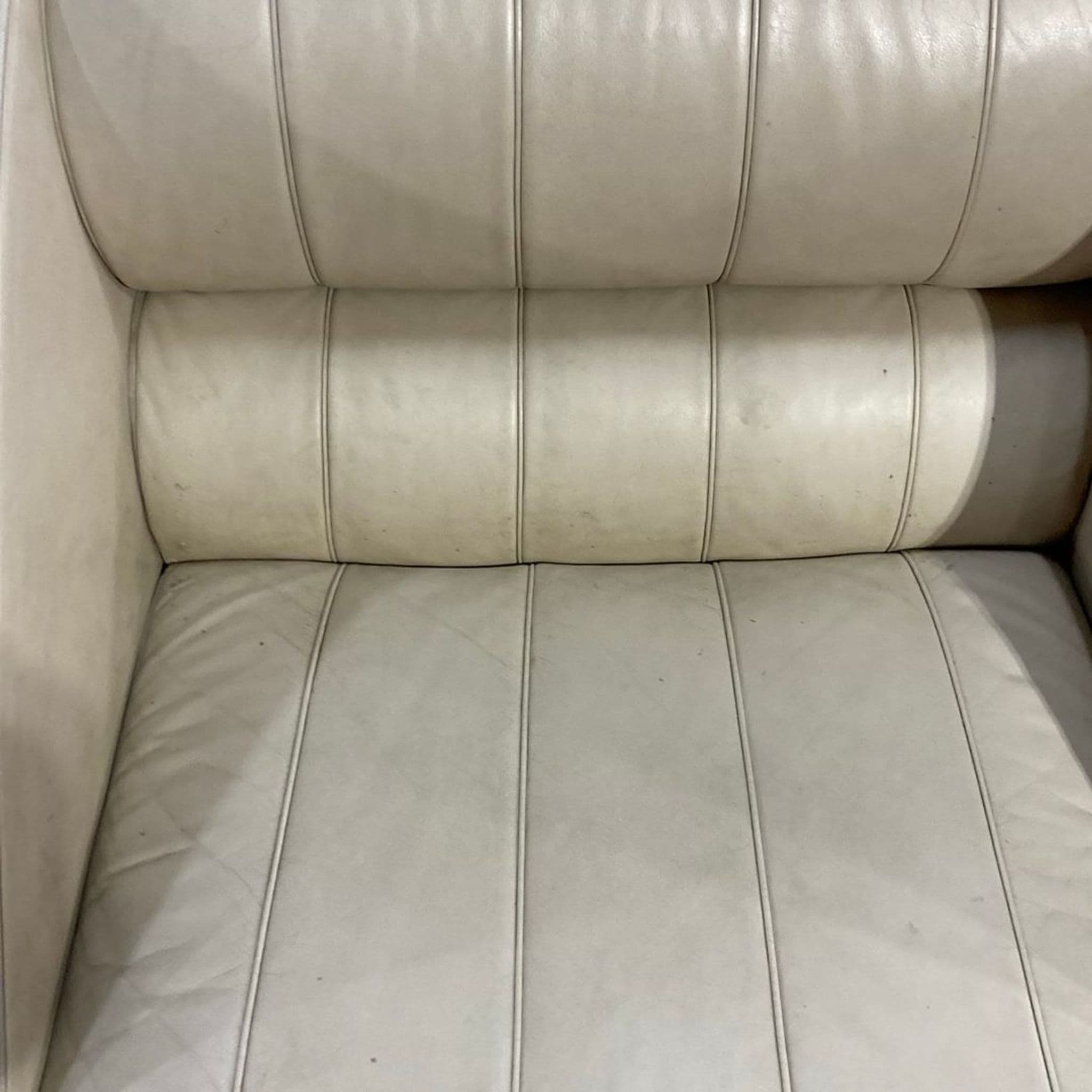Leon Krier for Giorgetti "Aries" Club Chairs - Thumbnail 5