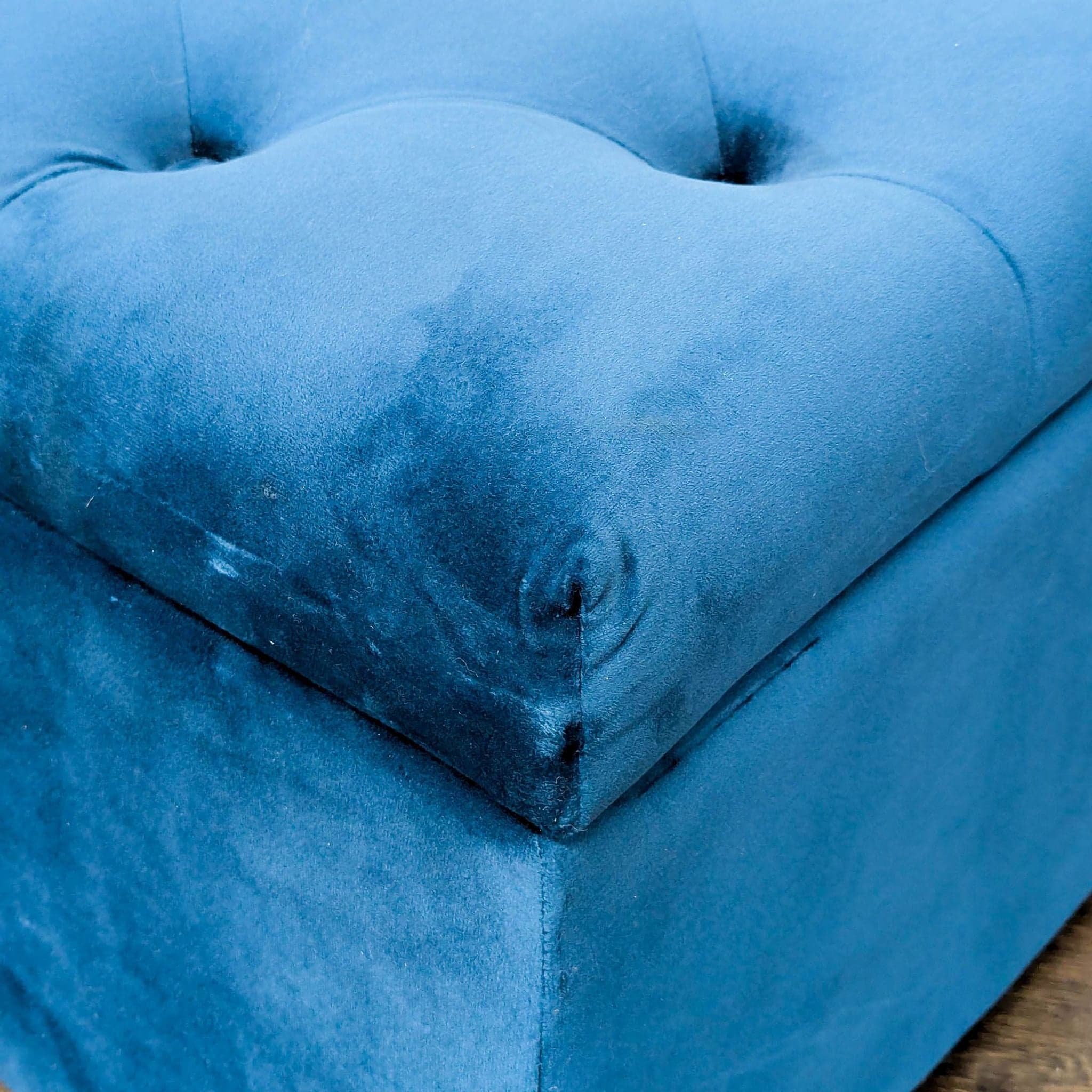 Velvet Button Tufted Storage Ottoman - Thumbnail 5
