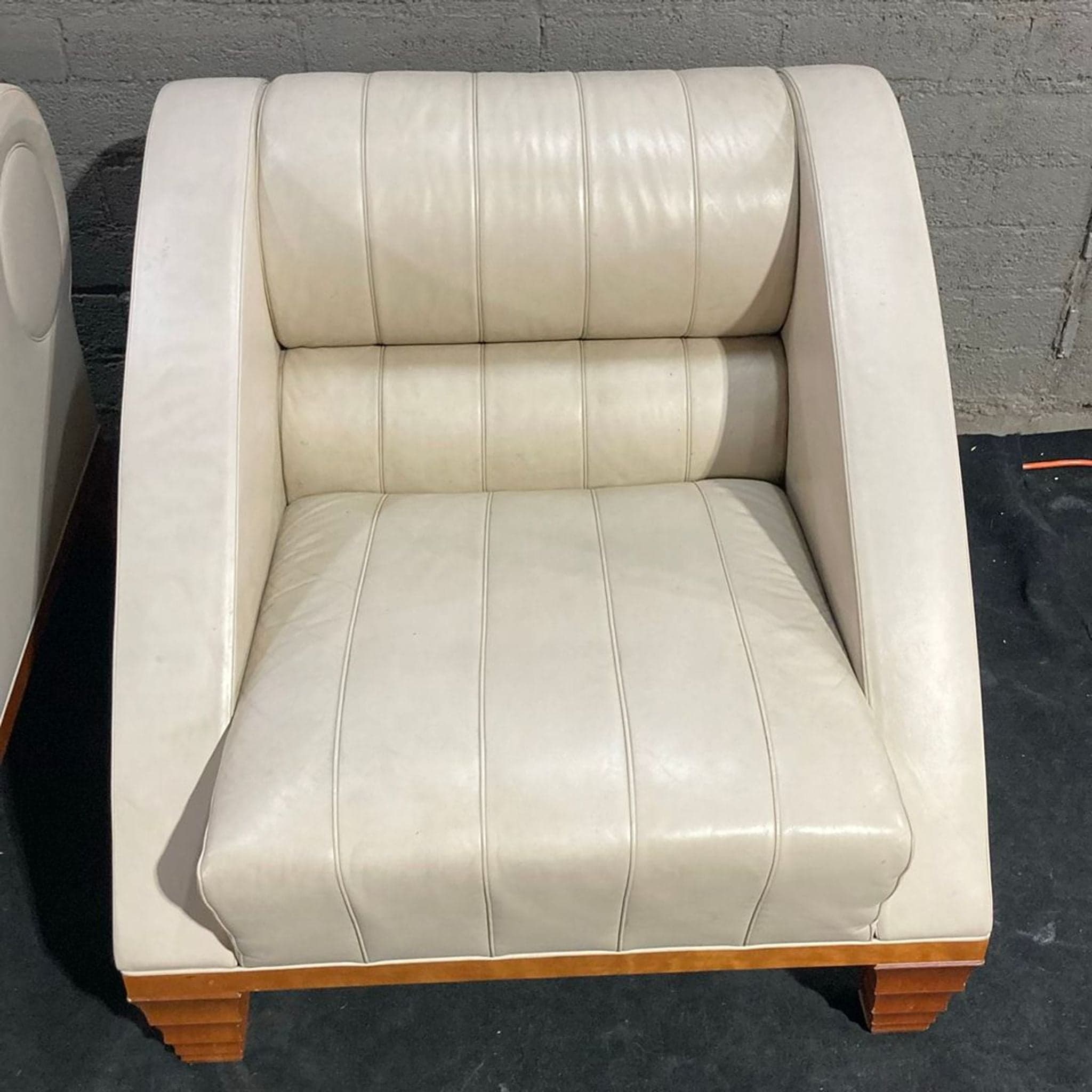 Leon Krier for Giorgetti "Aries" Club Chairs - Thumbnail 4