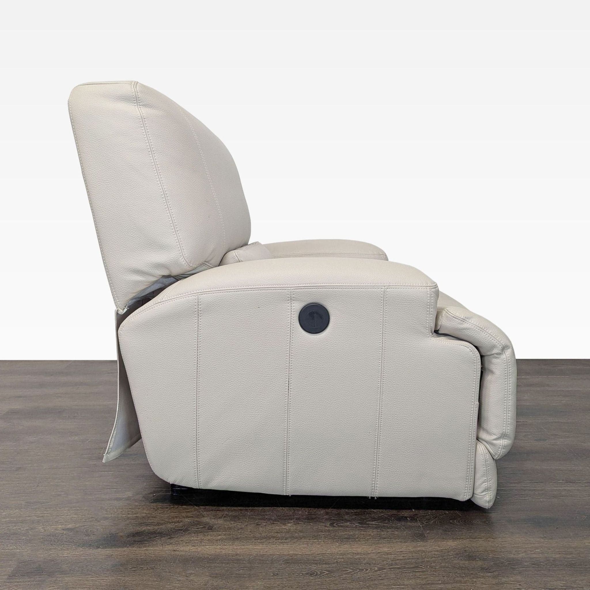 Ikea VÄNNÄS Beige Leather Lounge Recliner Chair - Thumbnail 2