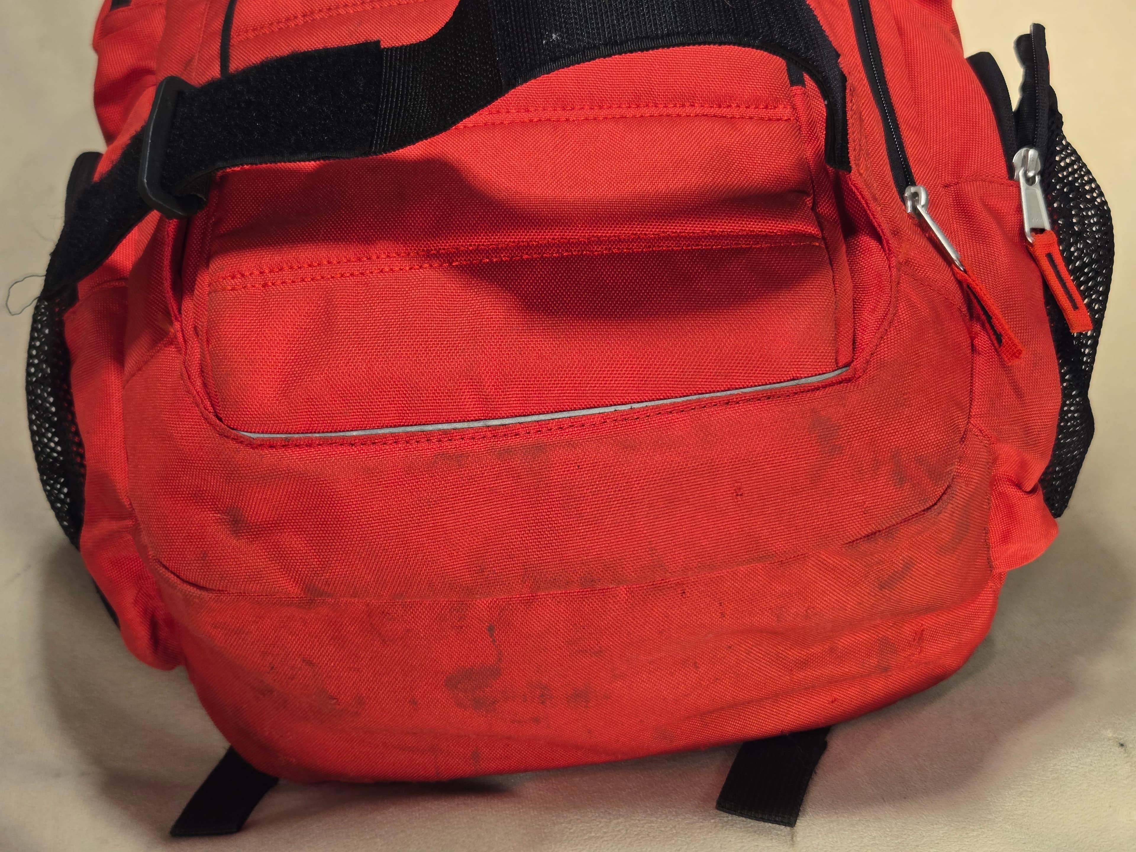 Oakley Enduro 2.0 30L Backpack True Red Tactical Skate Travel Tech Pack 921012 - Thumbnail 6