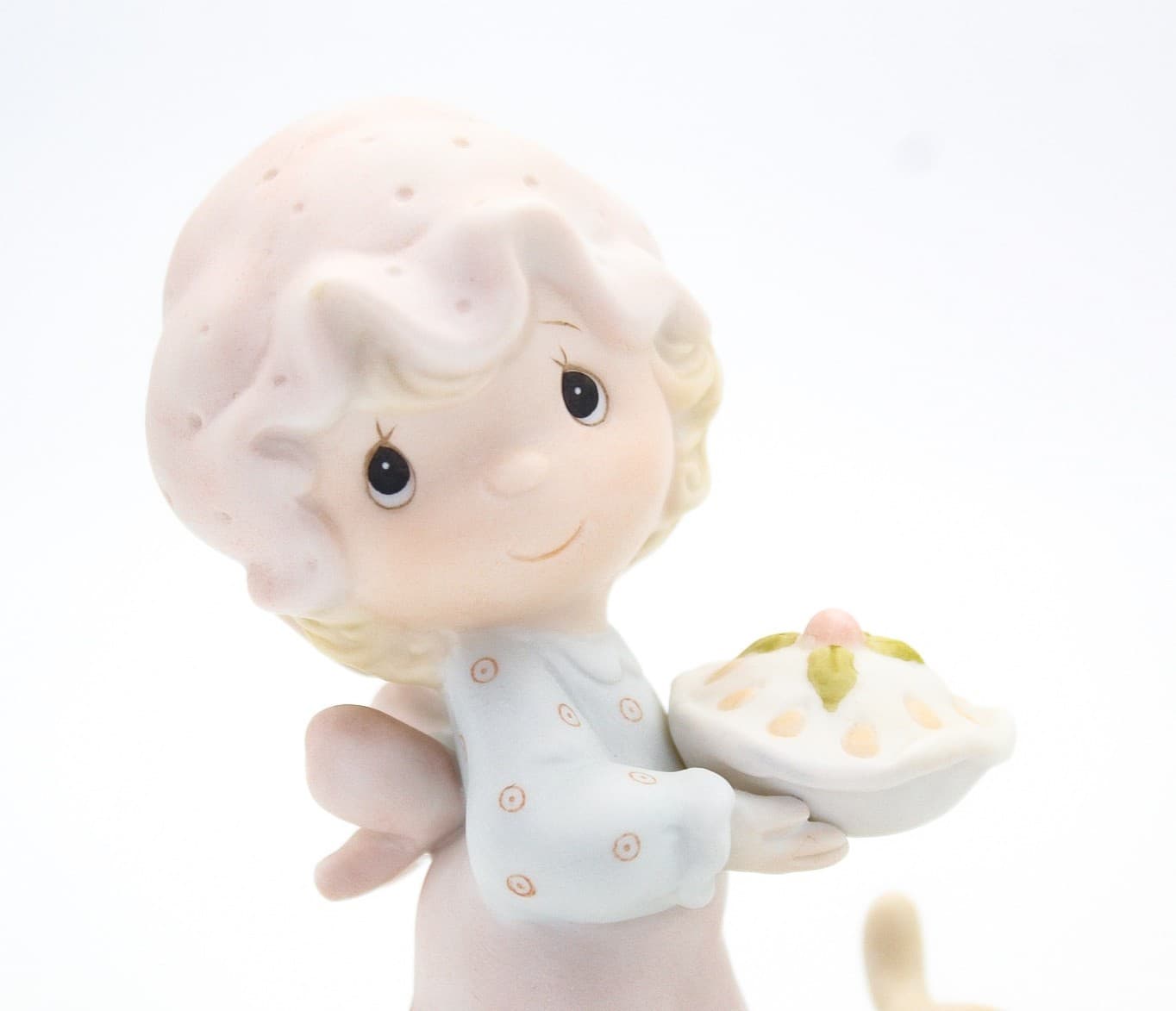 Precious Moments Dropping Over For Christmas Enesco Porcelain Figurine 1982 - Thumbnail 2