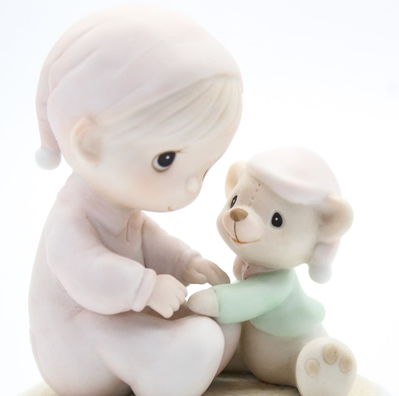 Precious Moments May Your Christmas Be Cozy Enesco Porcelain Figurine 1982 - Thumbnail 2