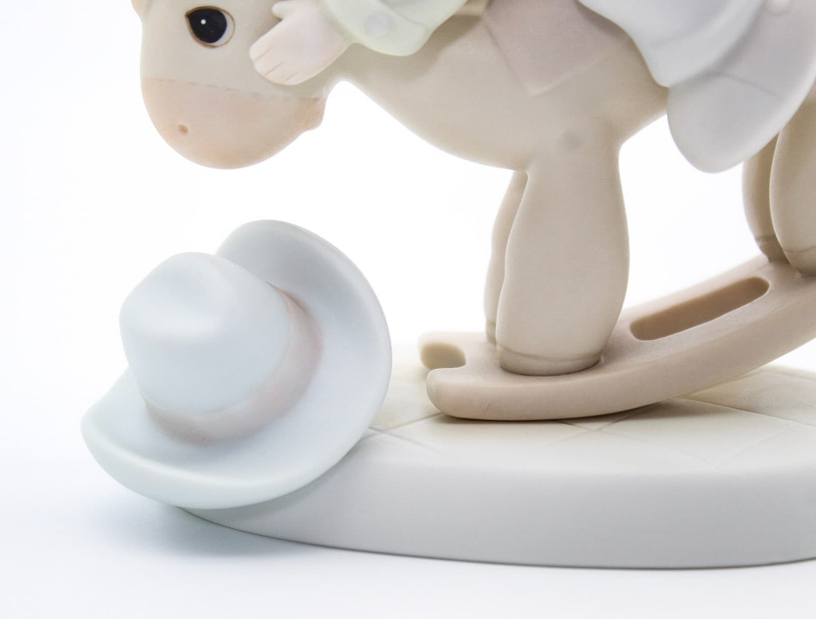 Precious Moments Take Heed When You Stand Enesco Porcelain Figurine 1991 - Thumbnail 4