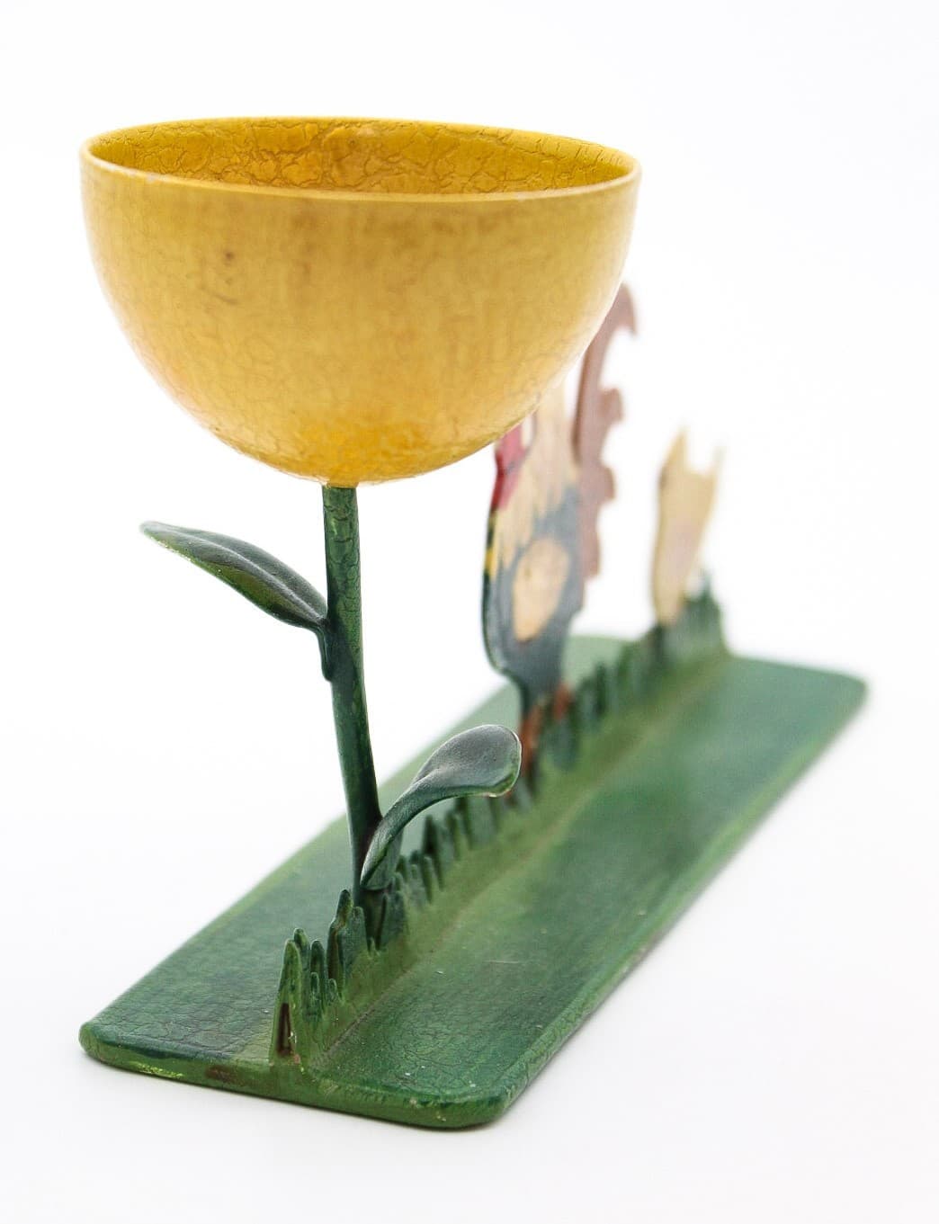 Rooster & Chick Hand Painted Metal Holiday Easter Farmhouse Egg Cup Holder - Thumbnail 3