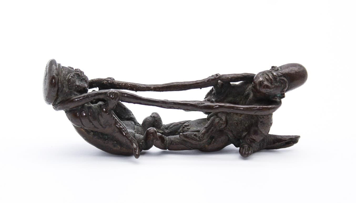 Mid Century Modern Bronze Tug Of War Motif Chinese Figurine Sculpture - Thumbnail 4