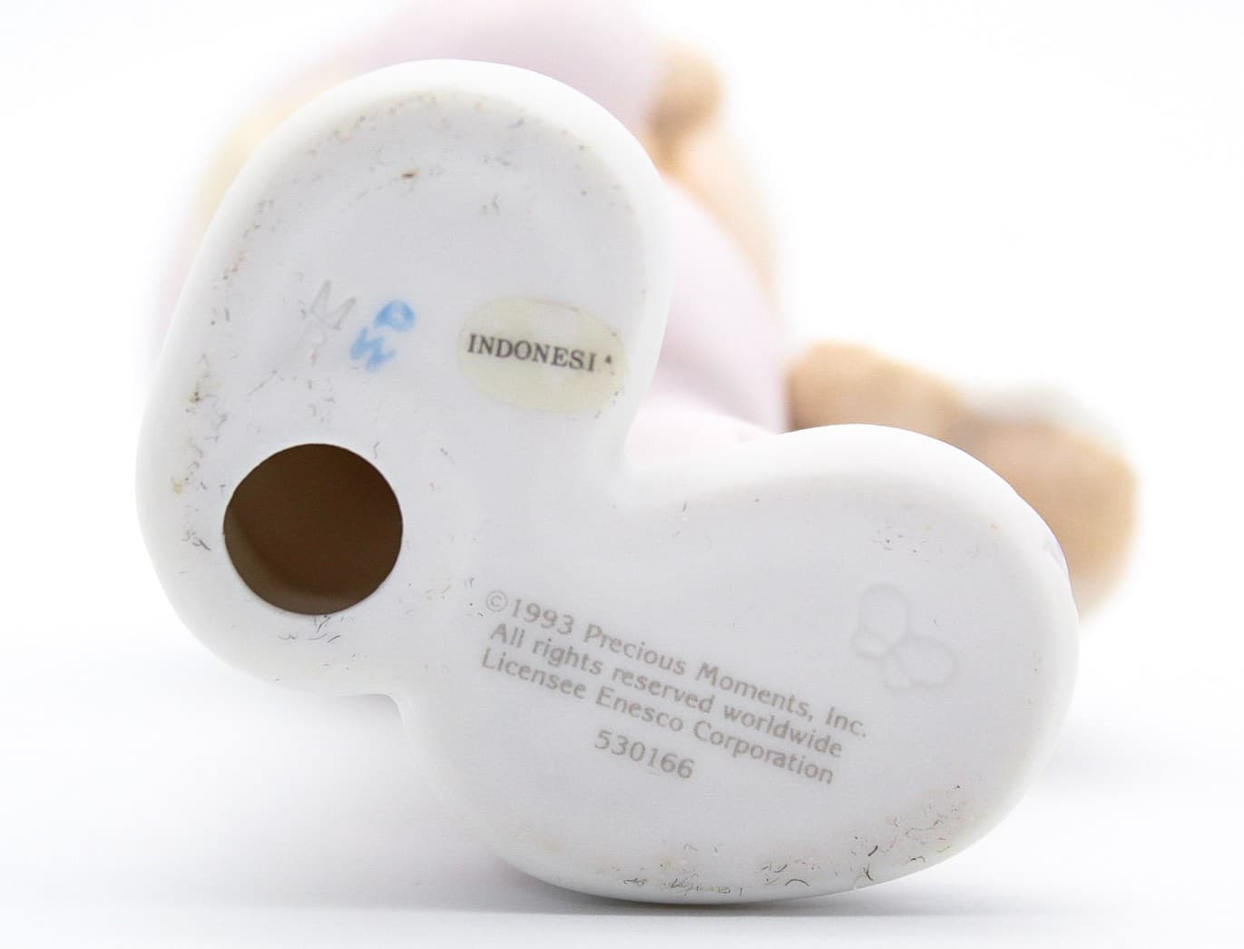 Precious Moments Wishing You The Sweetest Christmas Porcelain Figurine 1993 - Thumbnail 7