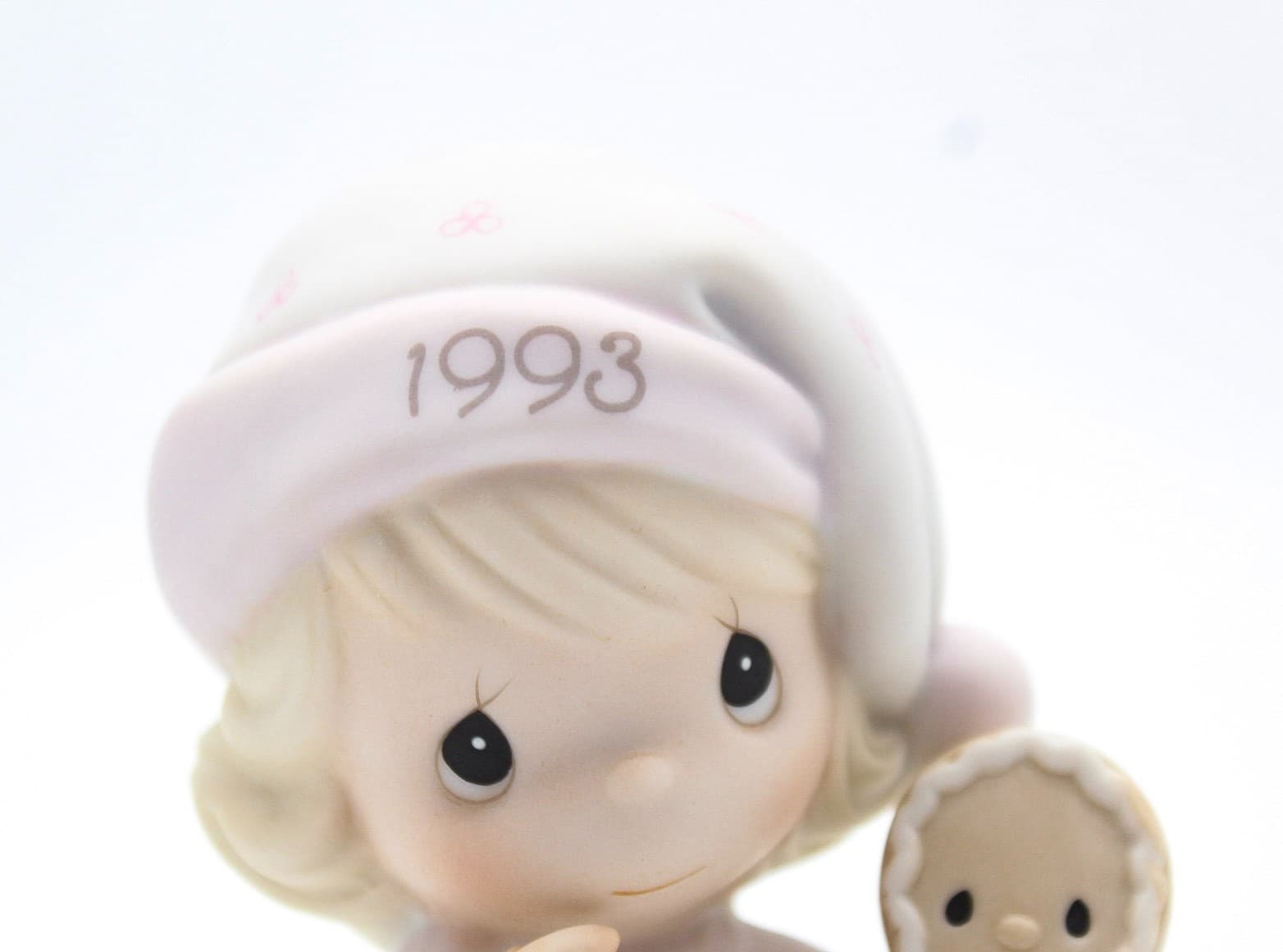 Precious Moments Wishing You The Sweetest Christmas Porcelain Figurine 1993 - Thumbnail 3