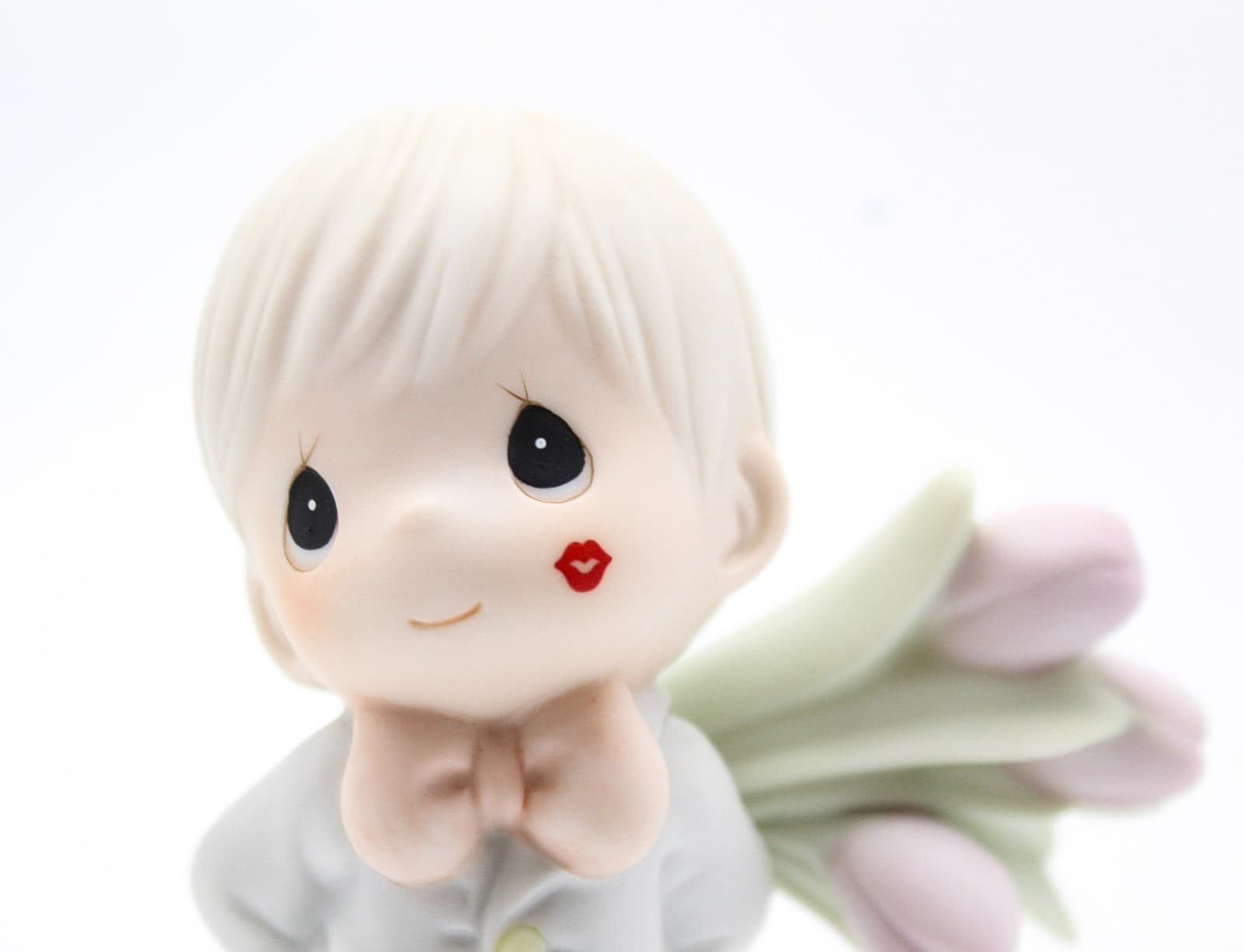 Precious Moments For The Sweetest Tu-lips In Town Enesco Porcelain Figurine 1997 - Thumbnail 3