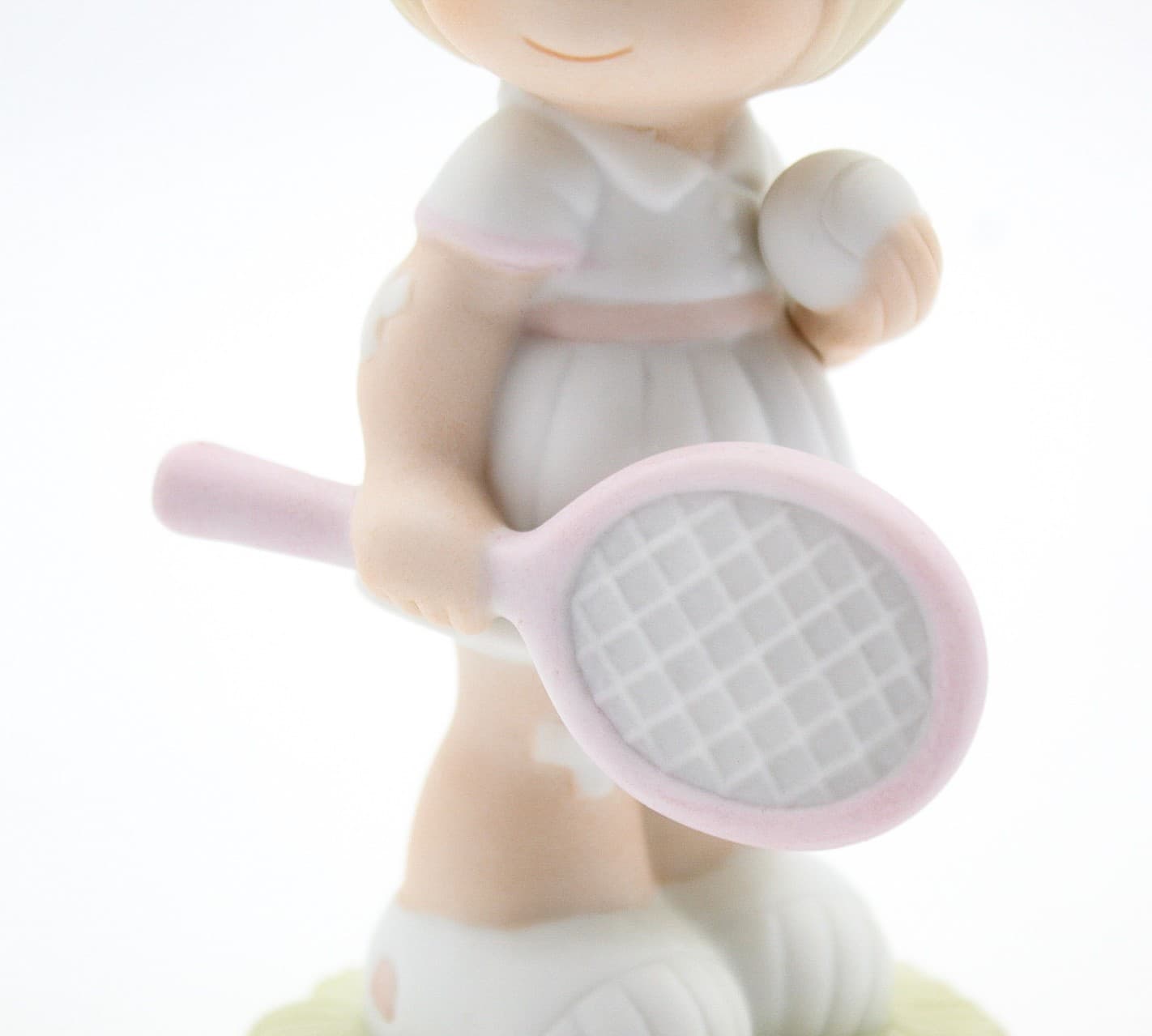Precious Moments Serving The Lord Enesco Porcelain Figurine 1985 - Thumbnail 3