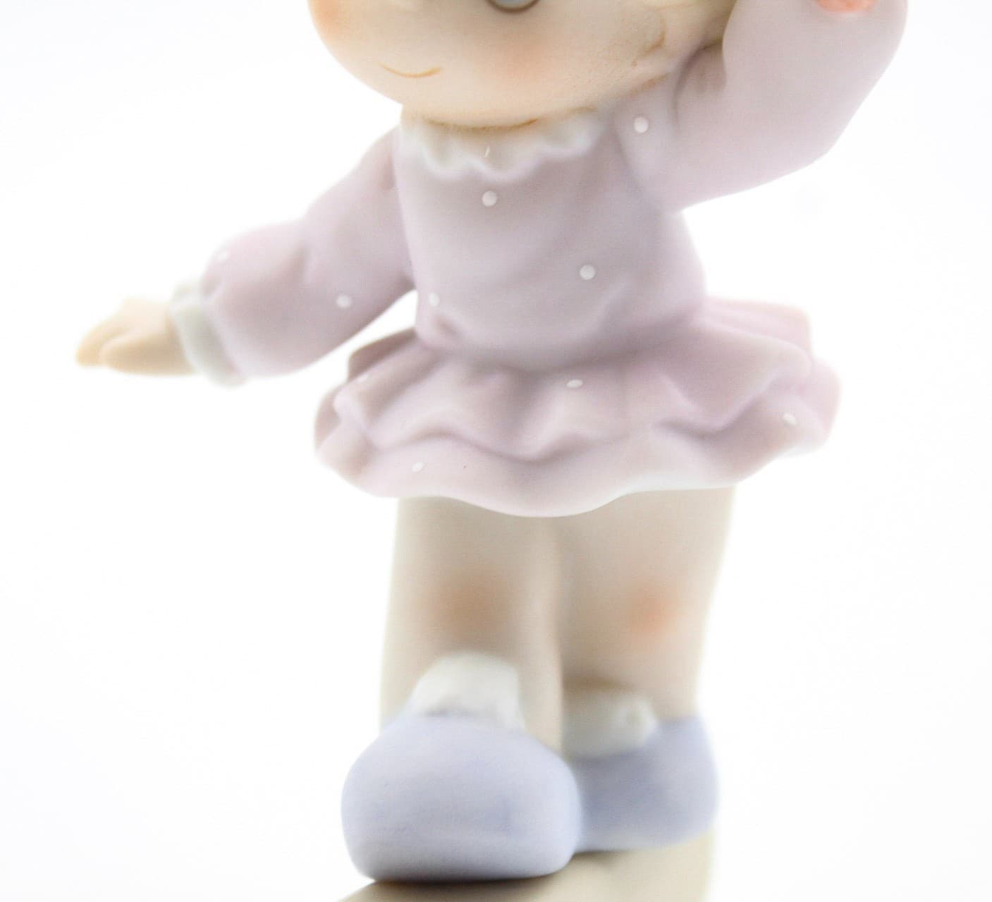 Precious Moments Markie Enesco Porcelain Figurine 1993 - Thumbnail 4
