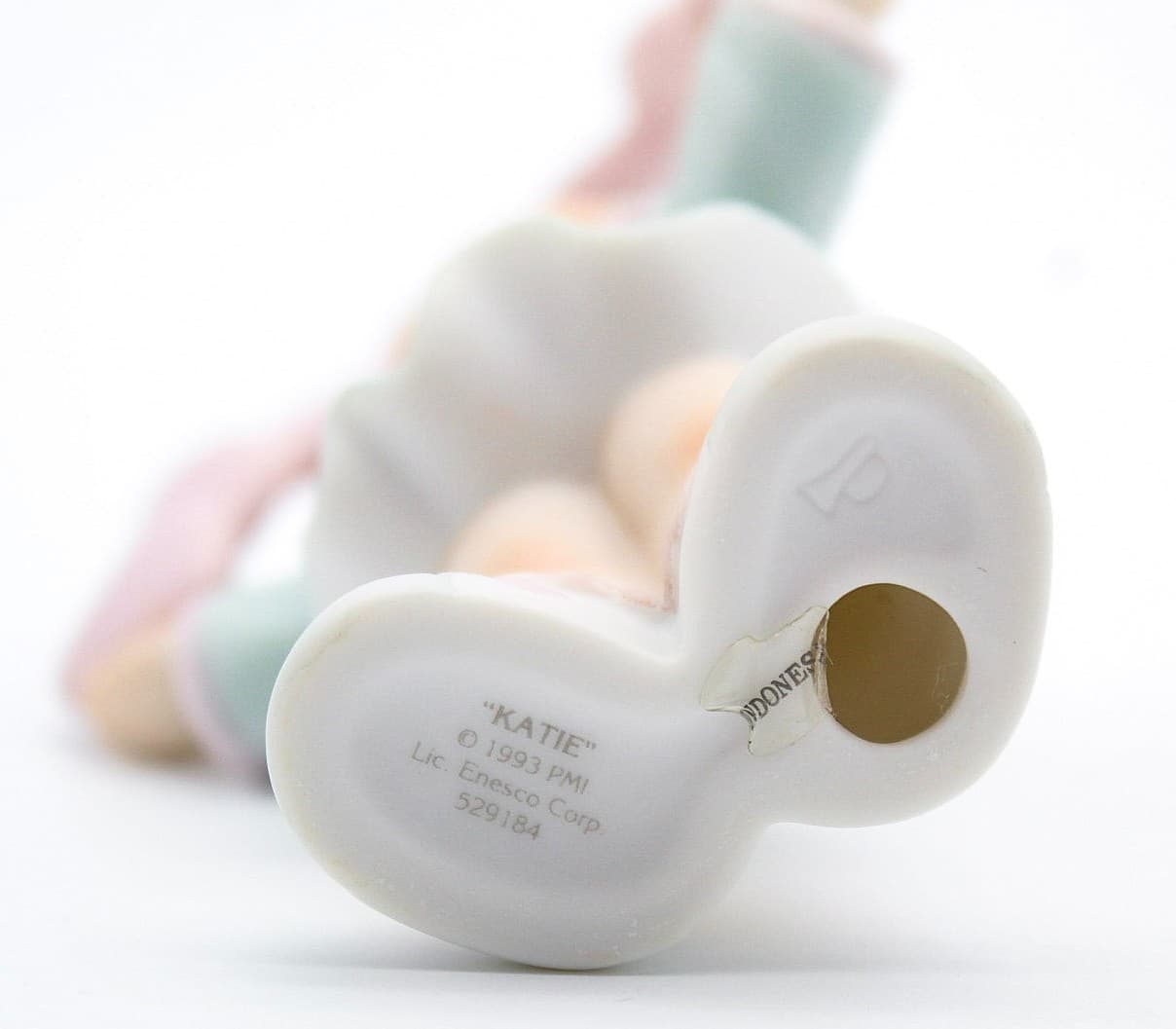 Precious Moments Katie Enesco Porcelain Figurine 1993 - Thumbnail 6