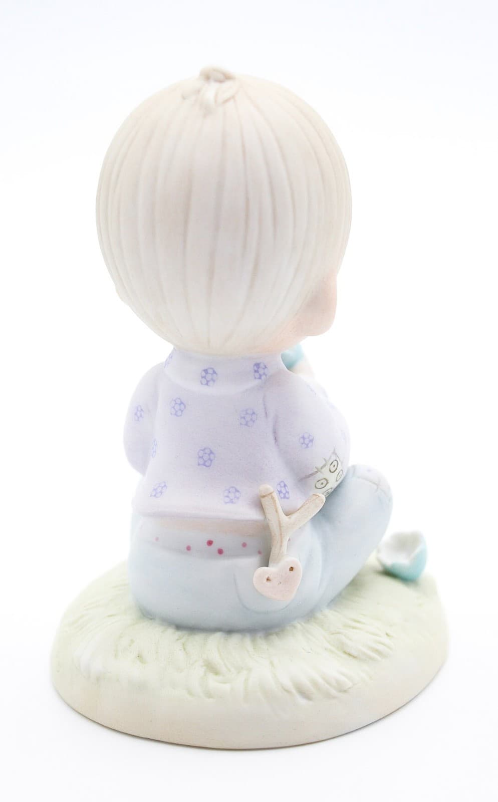 Precious Moments I Believe In Miracles Enesco Porcelain Figurine 1981 - Thumbnail 4
