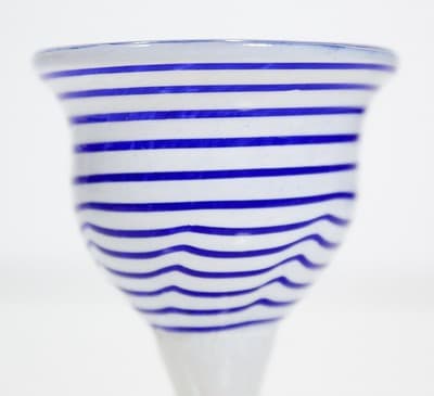 Kosta Boda Art Glass Swirl Blue Cordial Glass Ulrica Hydman Vallien Mid Century - Thumbnail 3