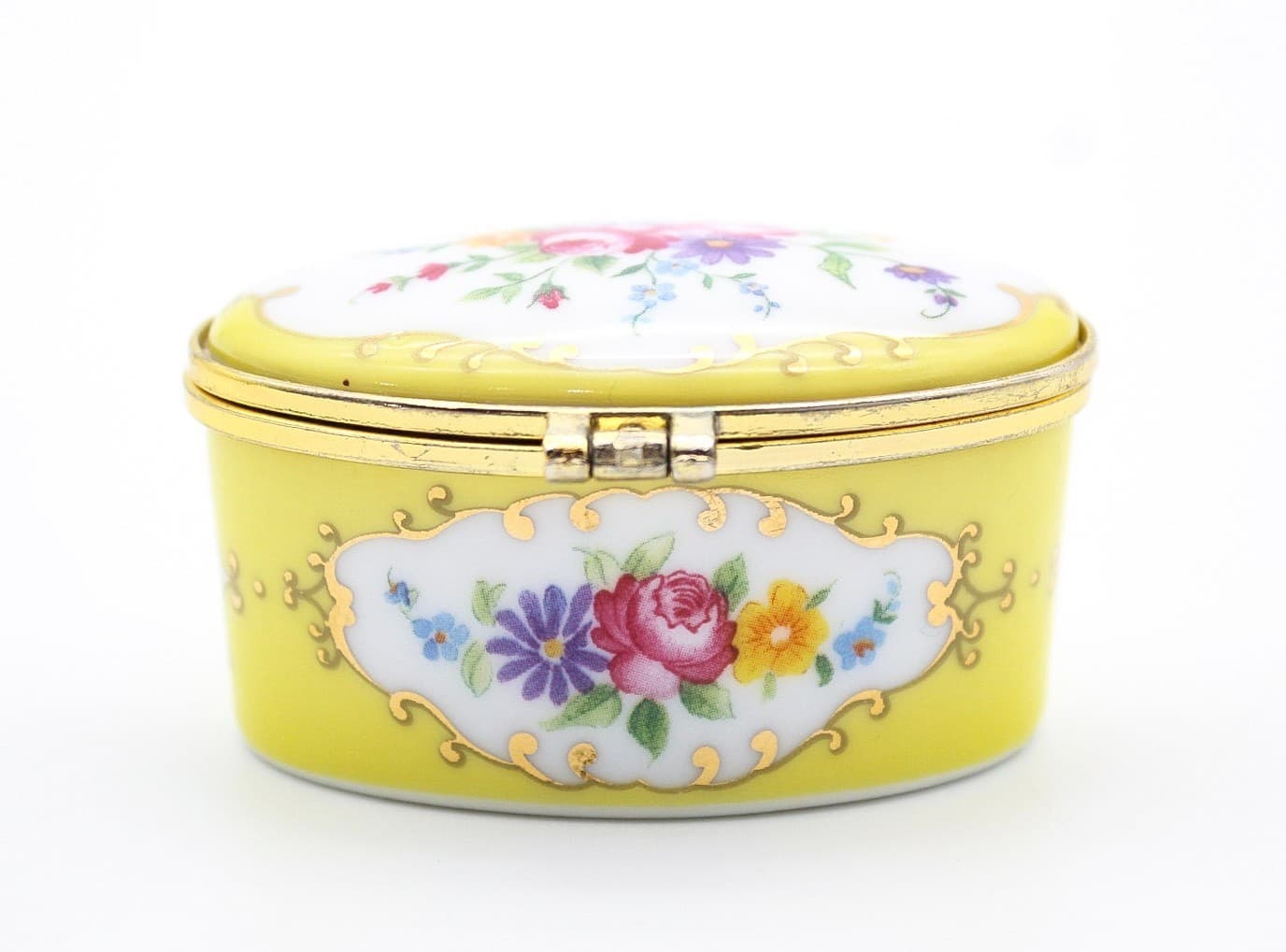 Vintage Oval Floral Bouquet Butterfly Clasp Yellow Porcelain Trinket Box - Thumbnail 3
