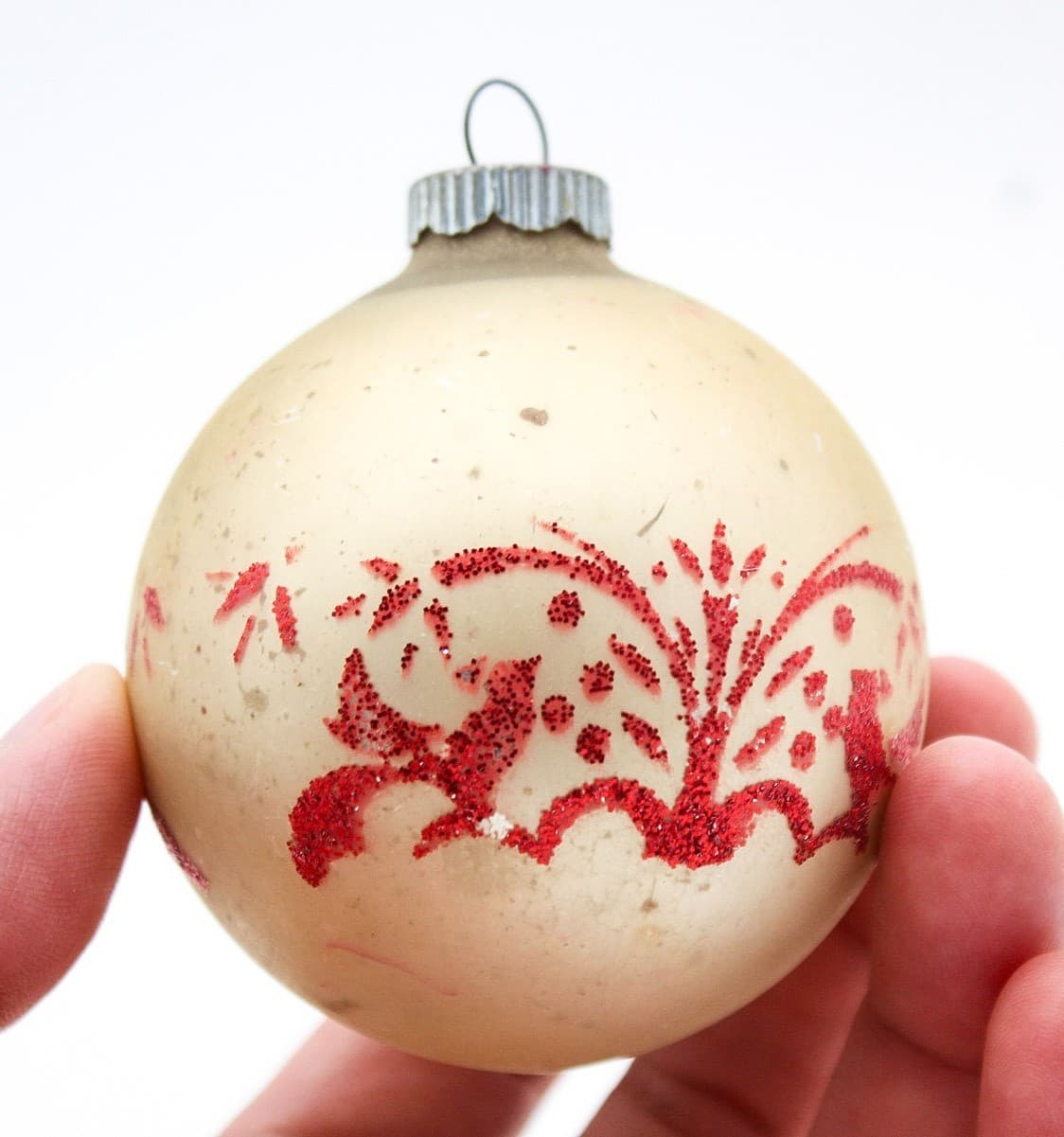 Vintage Shiny Brite Red Mica Glitter Scroll Glass Christmas Ornament - Thumbnail 3