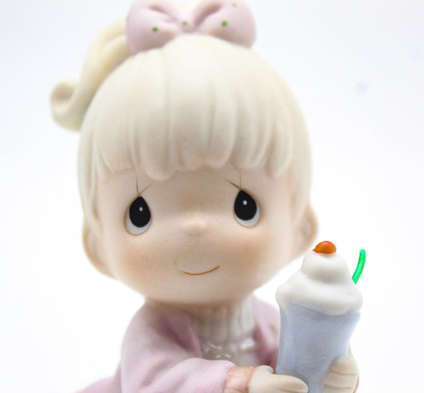 Precious Moments Our Club Is Soda-Licious Enesco Porcelain Figurine 1986 - Thumbnail 3