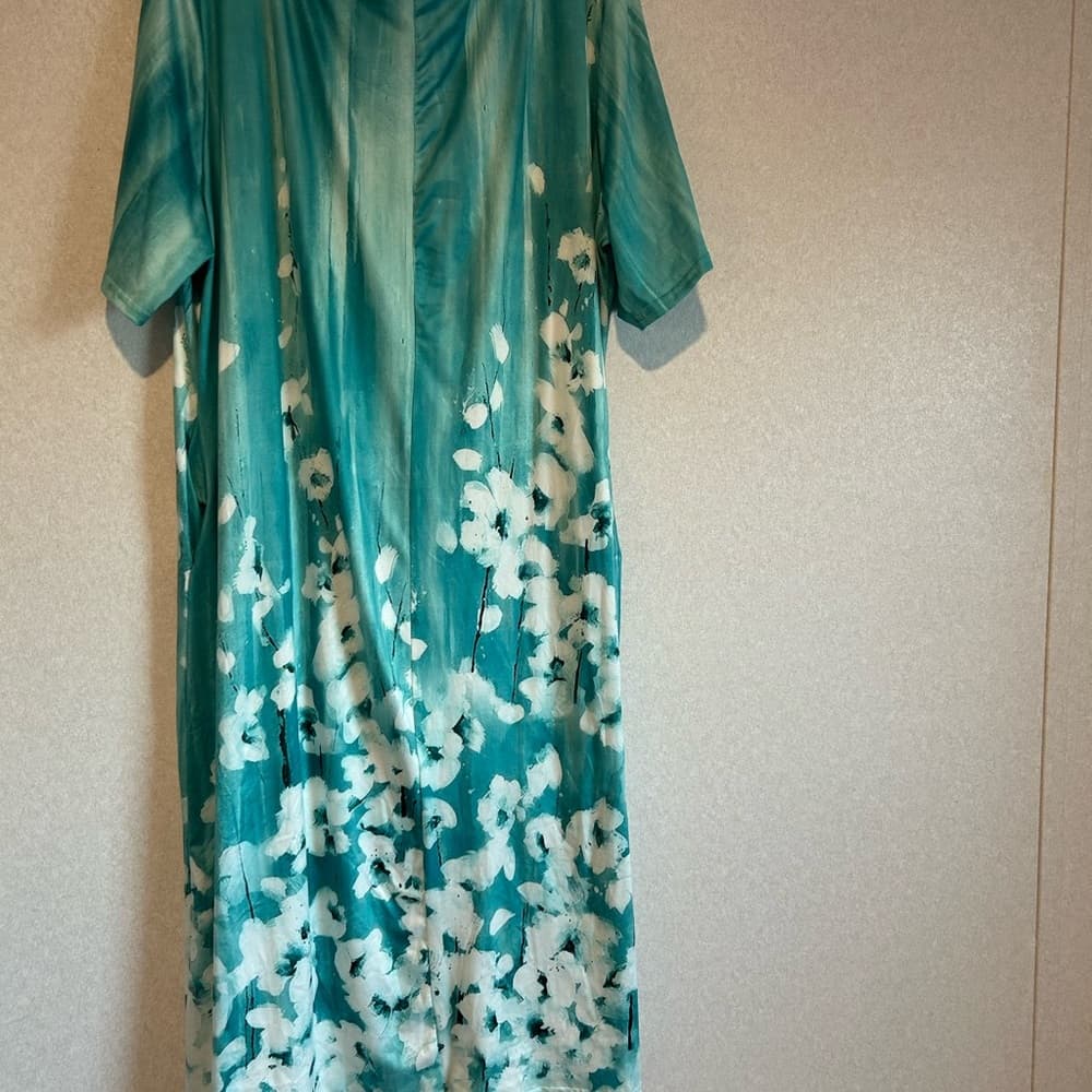 Women’s Plus Size Tee Shirt Summer Dress, Teal And White Flowers Size 3XL - Thumbnail 3