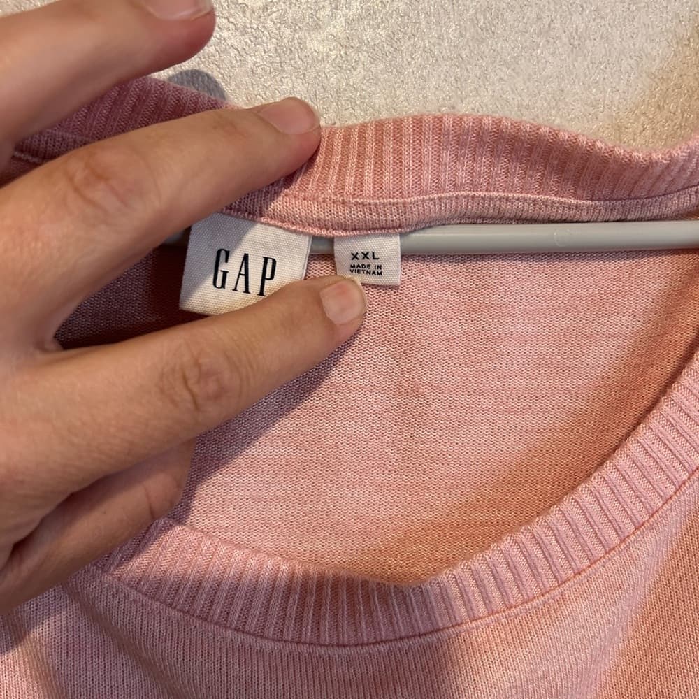 Women’s Pink Blouse, From Gap, Plus Size XXL, Made From Poly And Rayon - Thumbnail 2