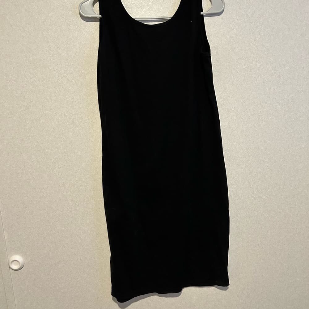 NWT Women’s midi Black Tank Top Dress Cut To Right Above Knees, Size L/XL - Thumbnail 3