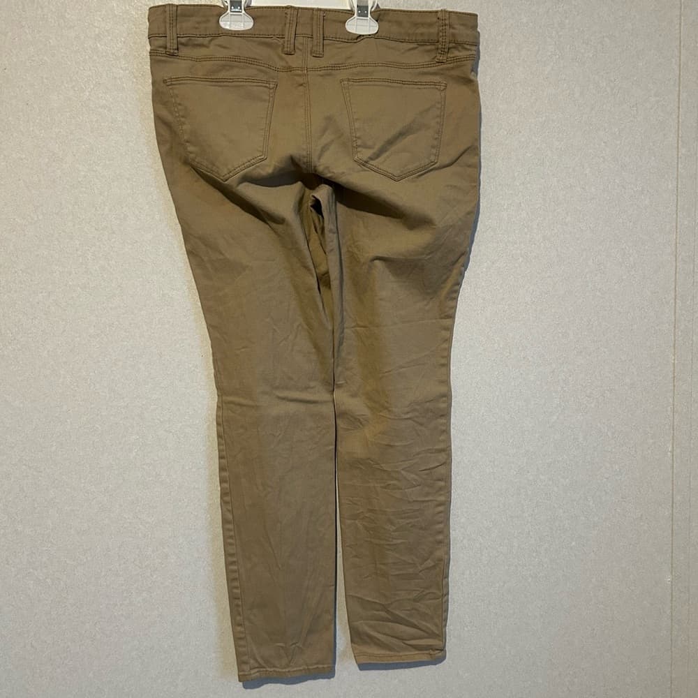 Girls Jeans No Boundaries, Tan In Color Straight Leg Size 13 - Thumbnail 2