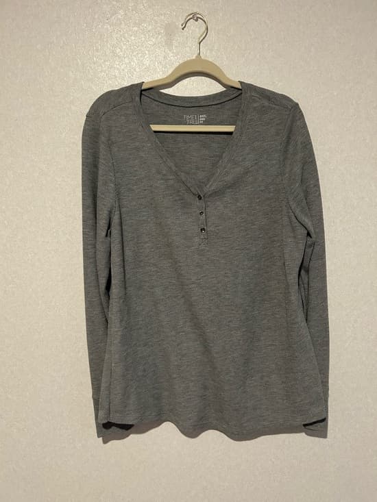 Women’s Plus Size Grey Blouse, XXXL (Runs Smaller), Great For Any Occasion - Thumbnail 4