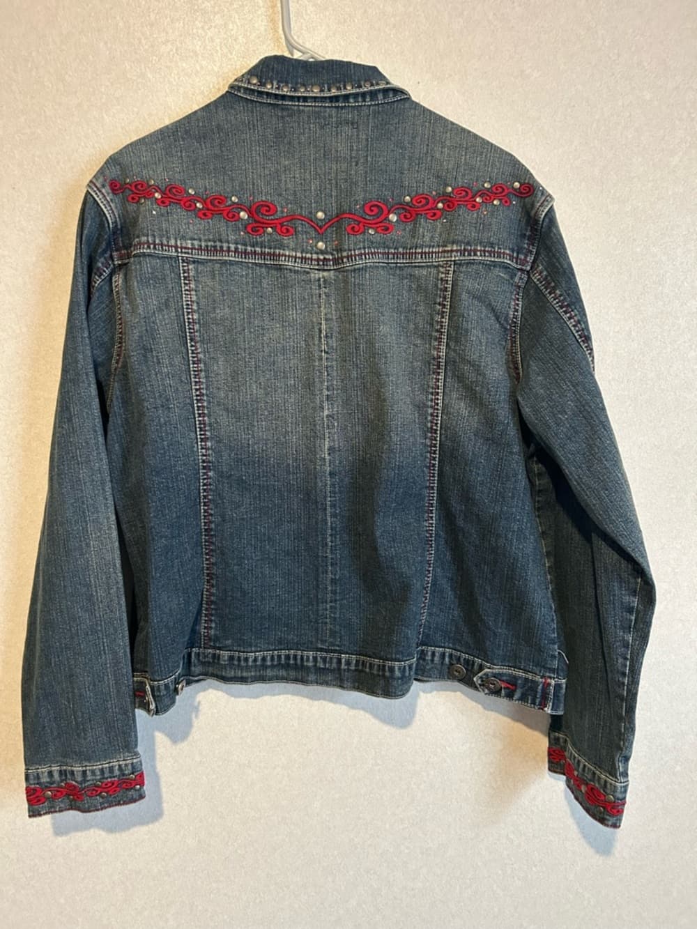 Women’s True Denim Jacket, Long Sleeve With A Red Design Front And Back, Size XL - Thumbnail 3