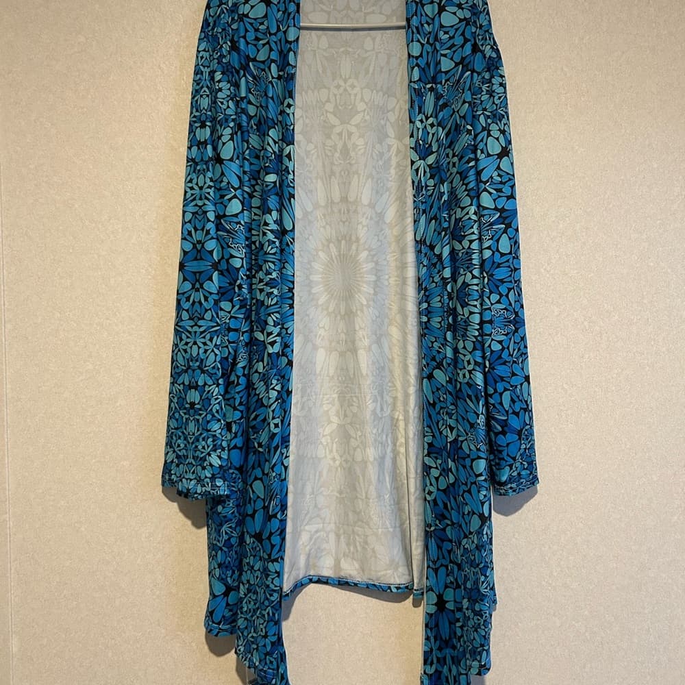 Women’s Plus Size 4xL, Boho Design Cardigan, Blue And White - Thumbnail 4