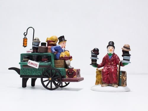 Department 56 Chelsea Market Hat Monger & Cart Heritage Village Holiday Figures - Thumbnail 4