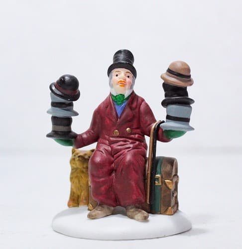 Department 56 Chelsea Market Hat Monger & Cart Heritage Village Holiday Figures - Thumbnail 12