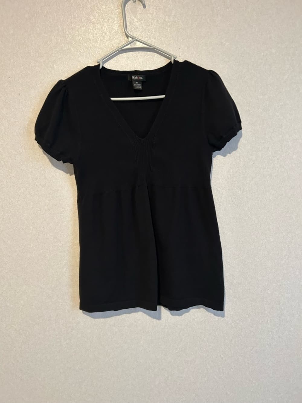 Women’s Blouse With A Divided Design And A Cuffed Sleeve, Style Co, XL - Thumbnail 4