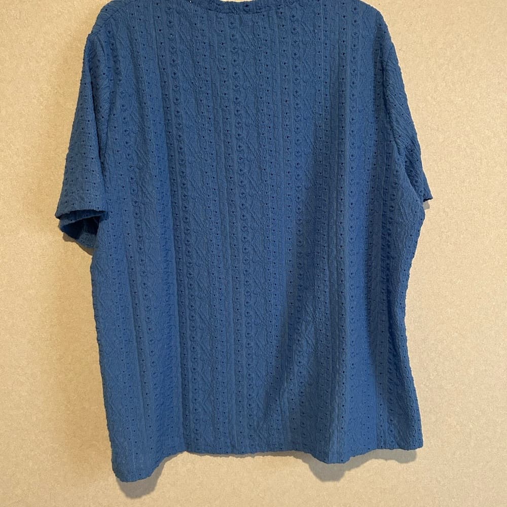 Women’s Plus Size, Blue Lace Blouse, Size 5XL, Great For Spring And Summer. - Thumbnail 2