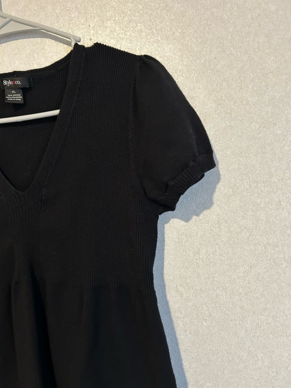 Women’s Blouse With A Divided Design And A Cuffed Sleeve, Style Co, XL