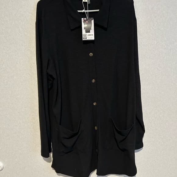 NWT Women’s Cardigan Sweater Black With Pockets And Long Sleeves Size 2XL - Thumbnail 4