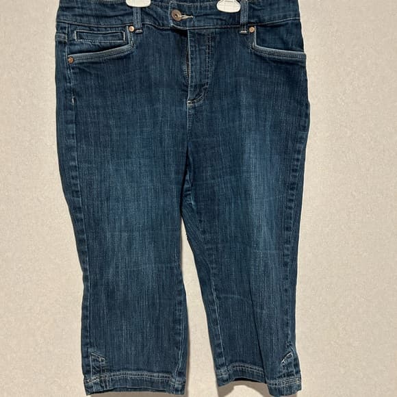 NWOT Women’s Lee Capri Medium Blue Button Pockets Size 14 - Thumbnail 3