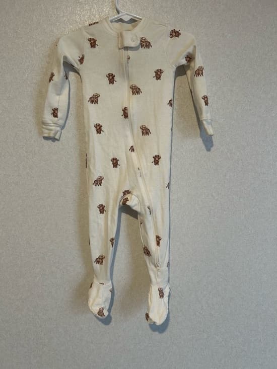 NWOT Baby Girl Or Boy Members Mark Highland Cow Footie PJs With Zip Up - Thumbnail 5
