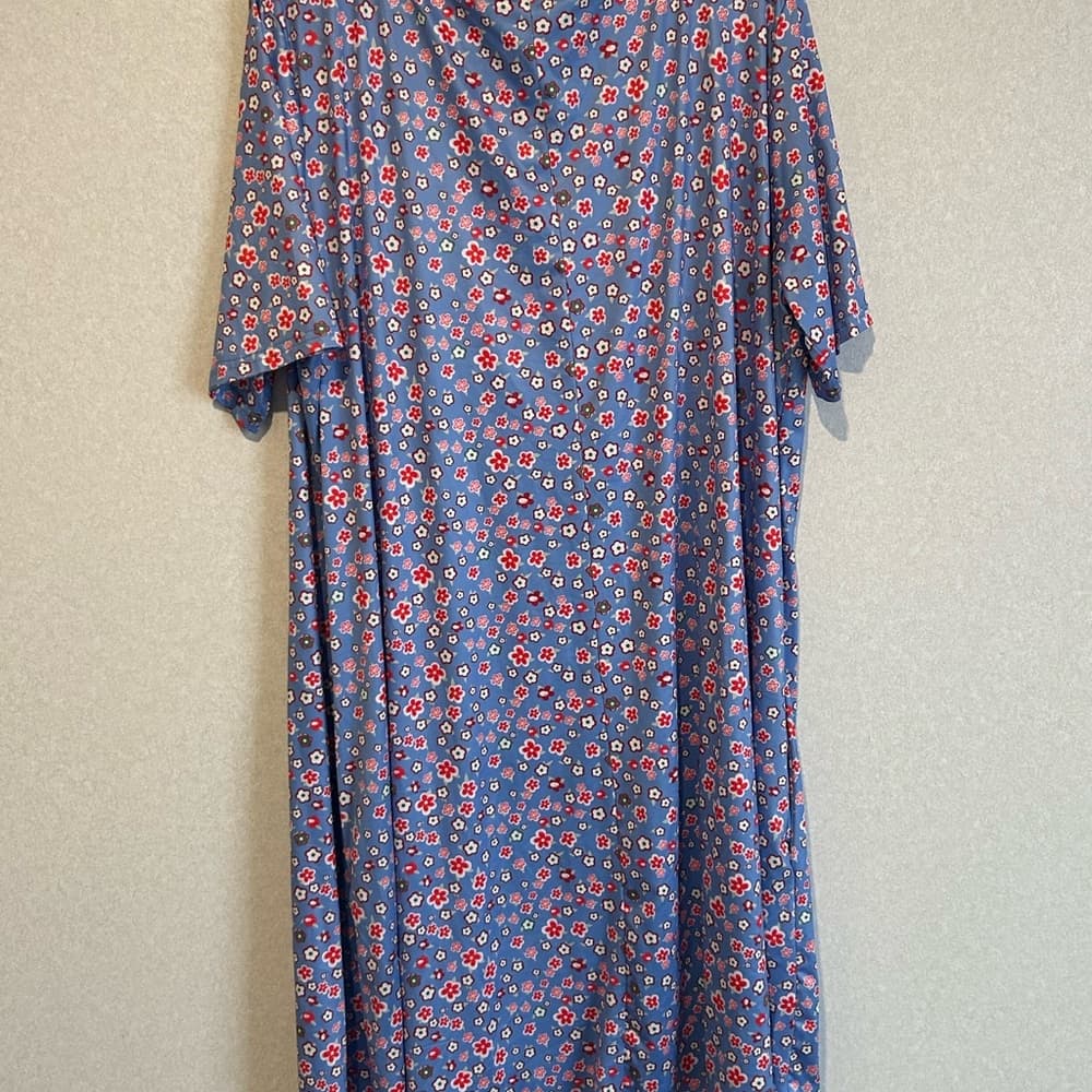 Women’s Plus Size Summer Dress With Pockets, Blue And Pink Floral, Size 3XL - Thumbnail 2