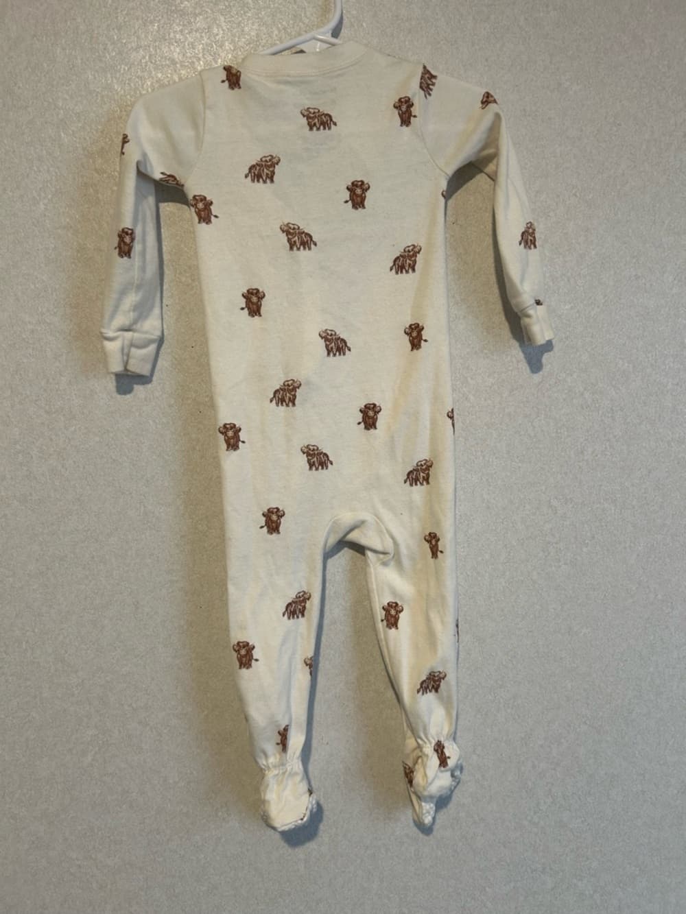 NWOT Baby Girl Or Boy Members Mark Highland Cow Footie PJs With Zip Up - Thumbnail 3