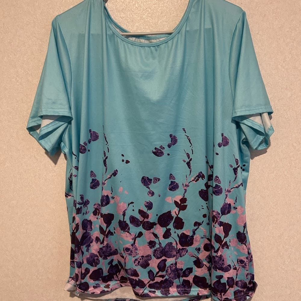 Women’s Plus Size Short Sleeve Tee Shirt, Blue And Purple Floral, 3XL - Thumbnail 3