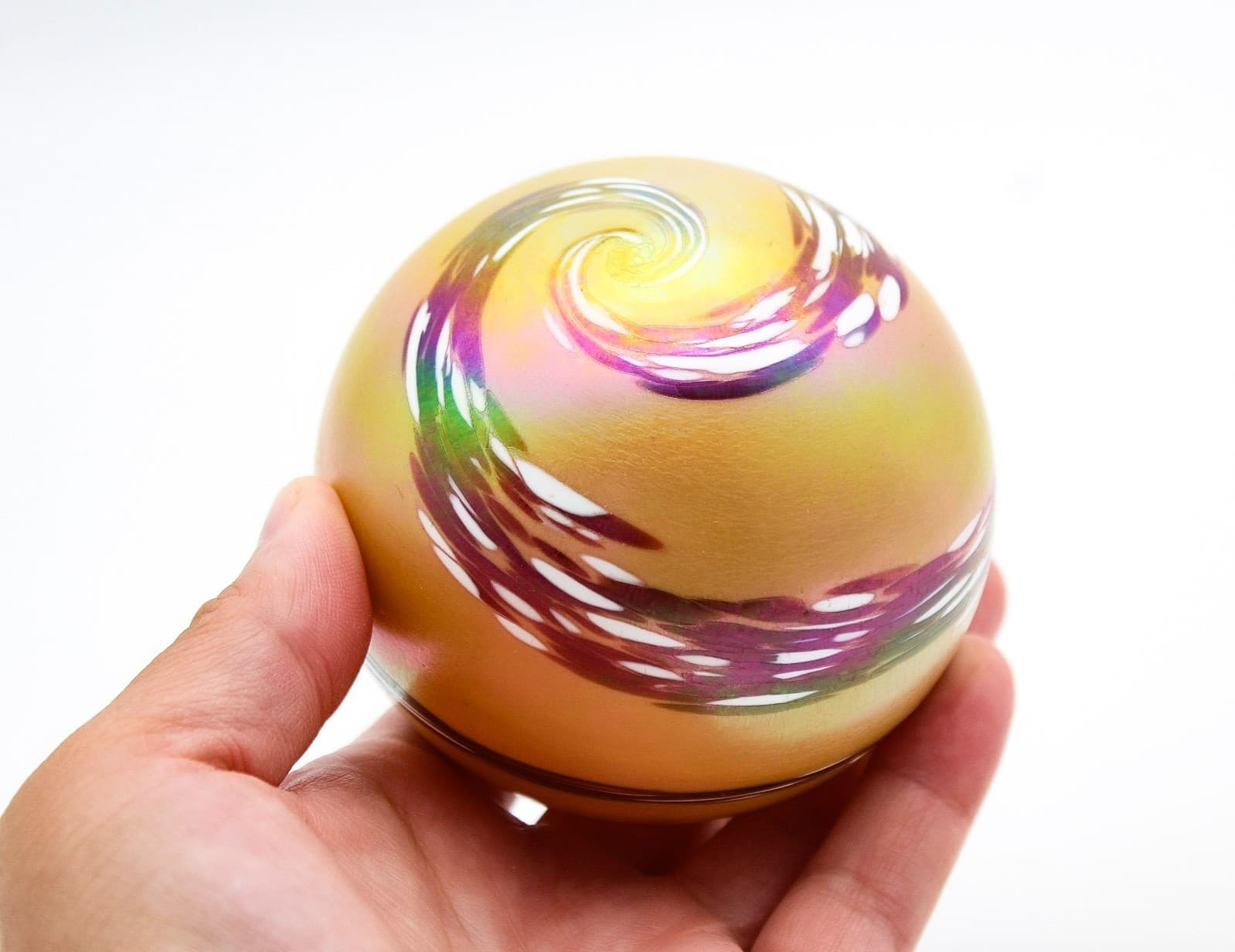 Vintage 1998 Iridescent White Swirl Gold Rosetree Art Glass Round Paperweight - Thumbnail 2
