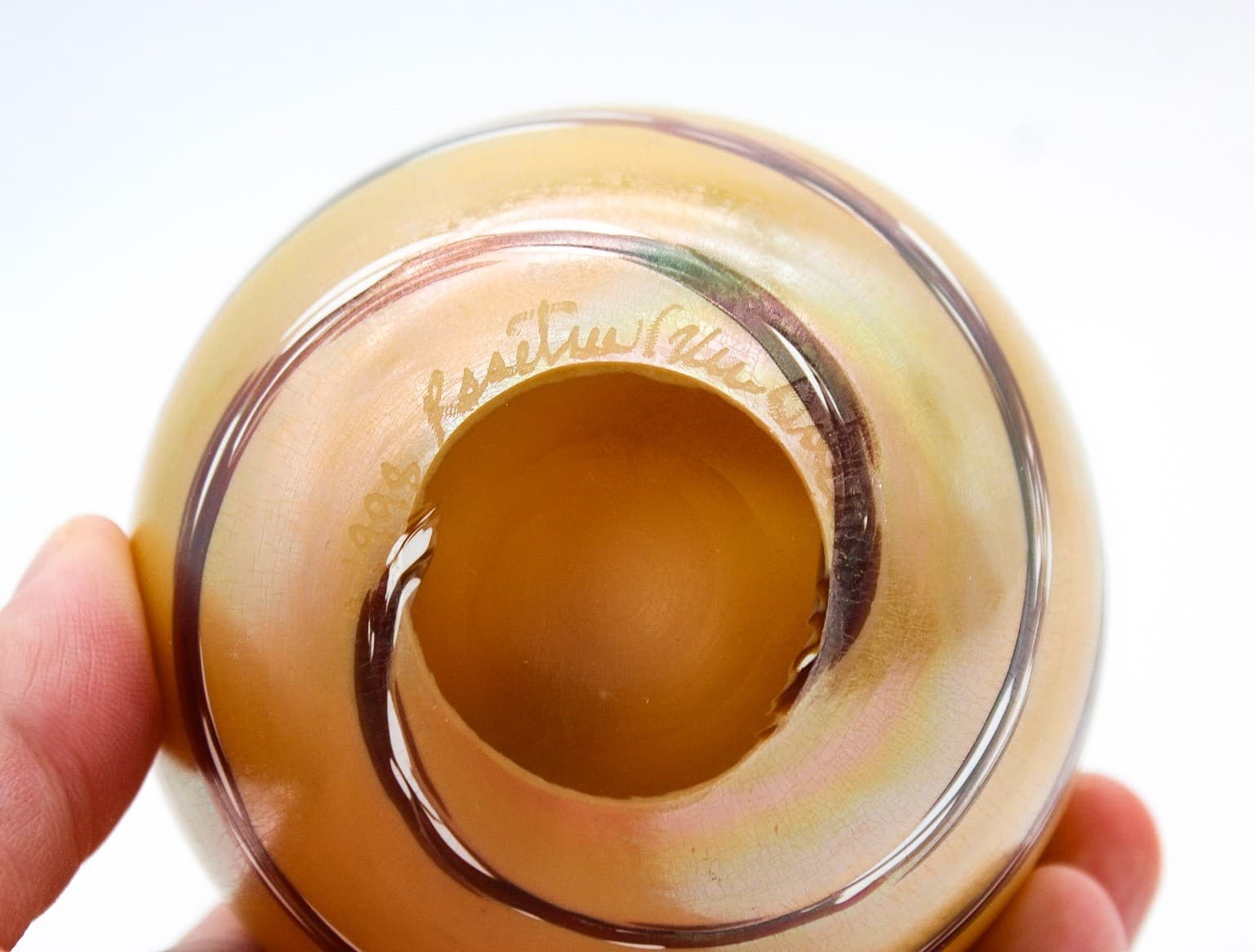 Vintage 1998 Iridescent White Swirl Gold Rosetree Art Glass Round Paperweight - Thumbnail 6