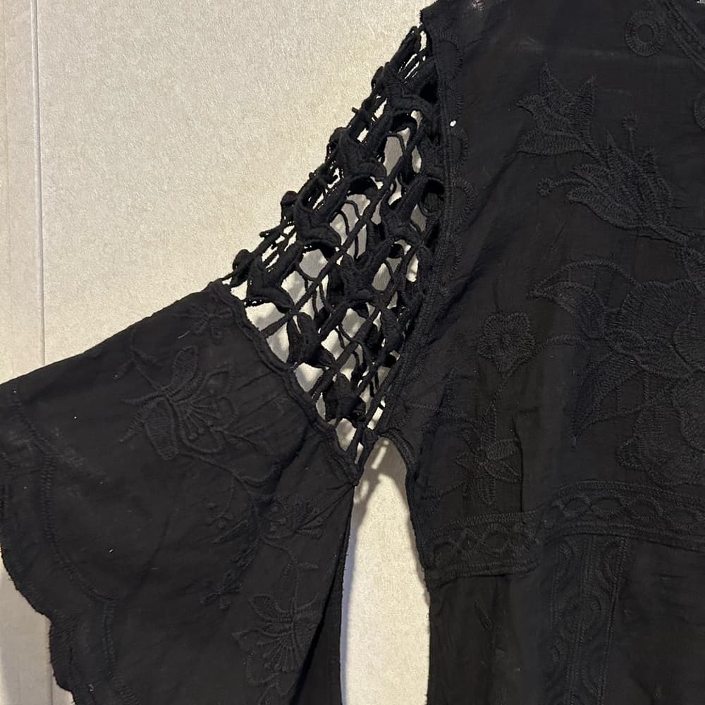 Coco + Carmen Embroidered floral crochet bell Sleeve Top Black Whimsigoth S/M - Thumbnail 3