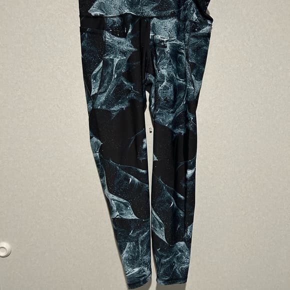 Old Navy Active Women’s Elevate Leggings Go-Dry Size XL Ankle Yoga Pants - Thumbnail 2
